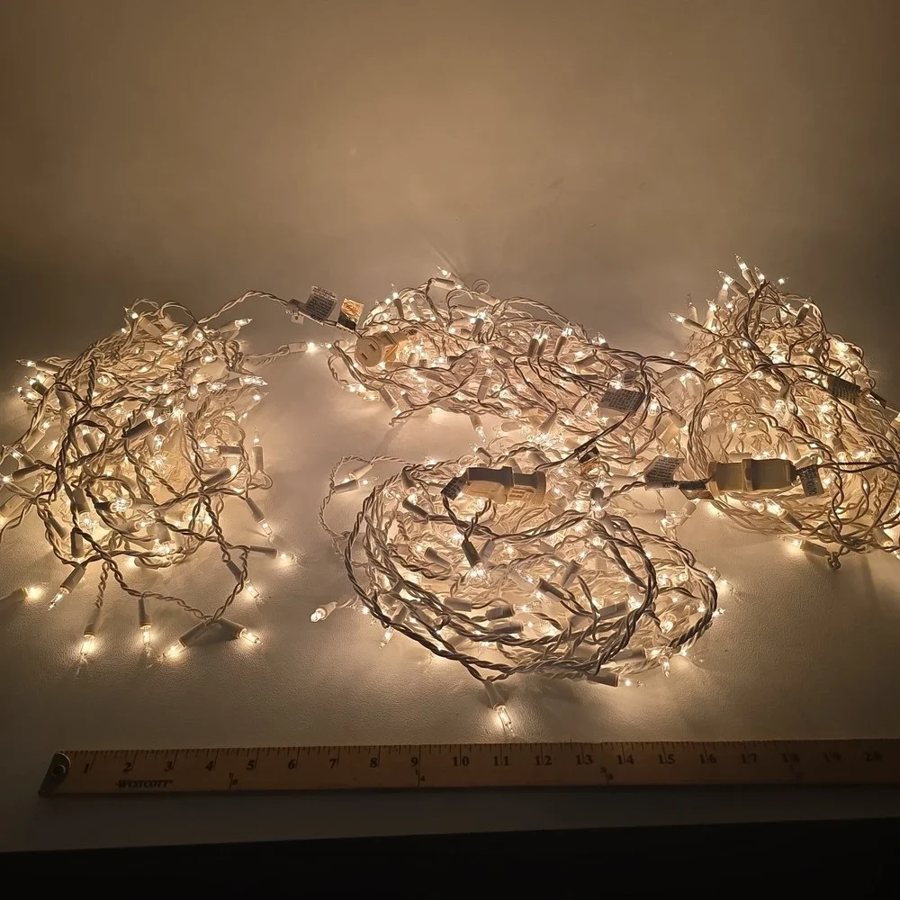 Vtg BRILLIANCE Icicle String Lights QTY 4 Strands Of 150 Bulbs Working 600 Light